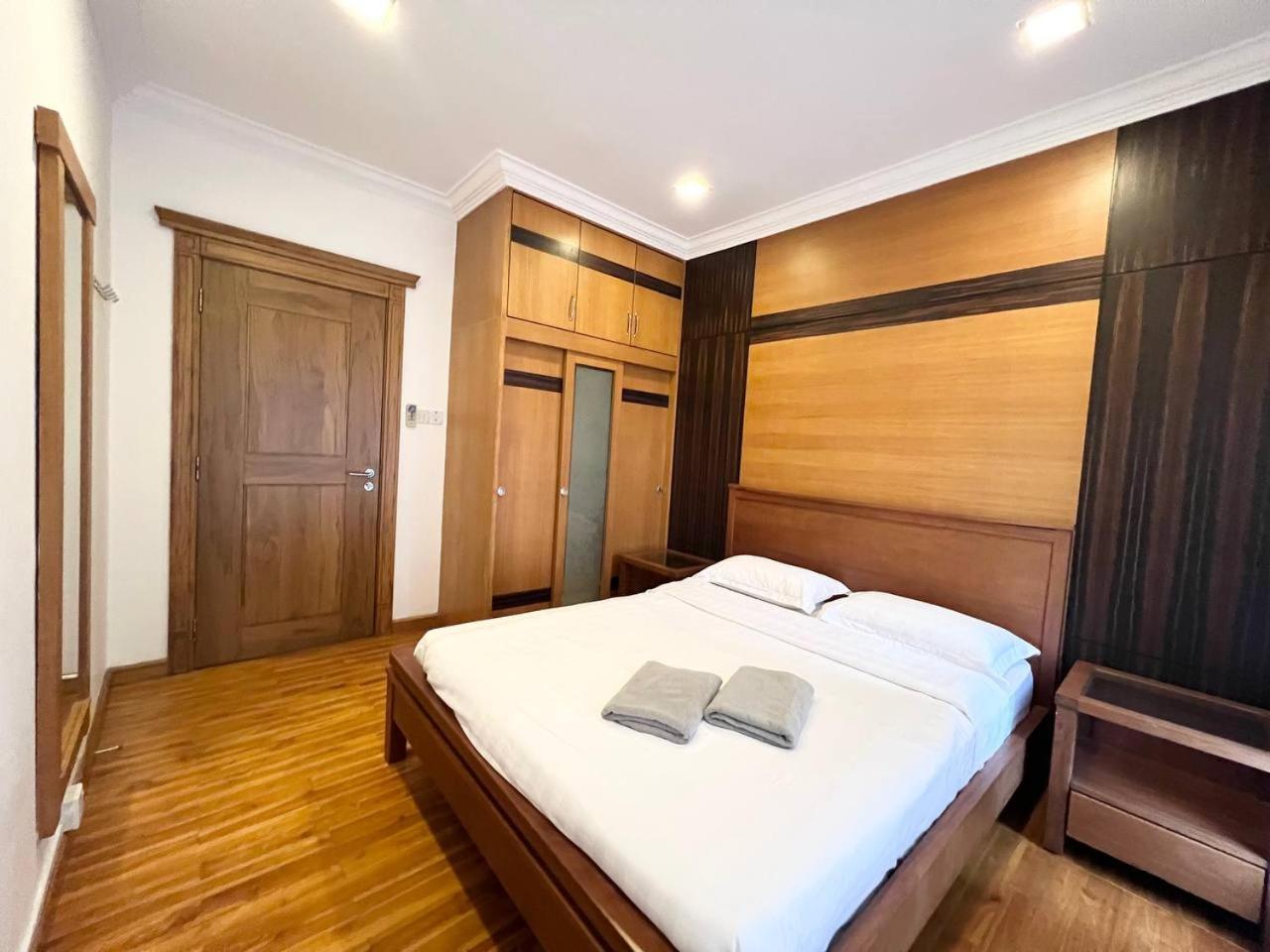 Marina Court Vacation Home 3 Bedrooms - Kota Kinabalu Exterior photo